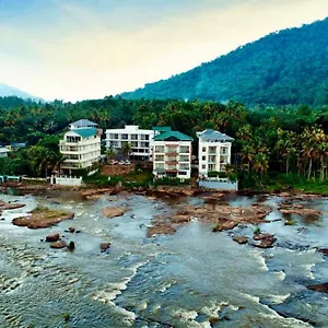 Athirapilly River Aparthotel Athirappilly