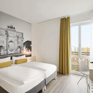 Super 8 By Wyndham West 3*, ميونيخ ألمانيا