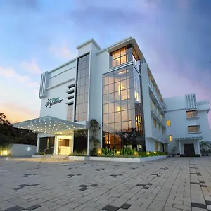 Park Residency Adoor Hotel Adur